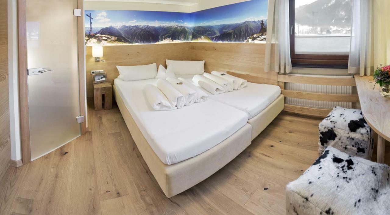 Gaestehaus Oblasser Mayrhofen Habitación foto